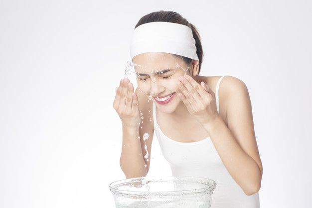 Duy Trì Đều Đặn Quy Trình Chăm Sóc Da Là Yếu Tố Quan Trọng Để Cải Thiện Bền Vững